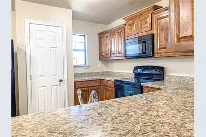 1306 Laredo Drive, Granbury, TX 76048 - Photo 14