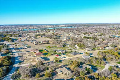 1306 Laredo Drive, Granbury, TX 76048 - Photo 36