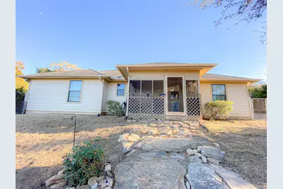 1306 Laredo Drive, Granbury, TX 76048 - Photo 26