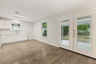 9237 Rosecliff Dr, Dallas, TX 75217 - Photo 10