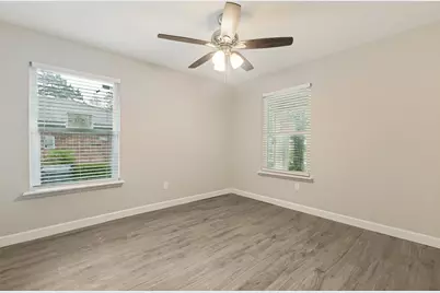 9237 Rosecliff Drive, Dallas, TX 75217 - Photo 12