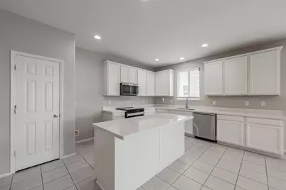2404 Bermont Red Lane, Fort Worth, TX 76131 - Photo 8