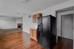1420 Krista Dr, Burleson, TX 76028 - Photo 18