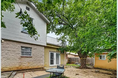 2422 Lakeshore Drive, Grand Prairie, TX 75051 - Photo 28