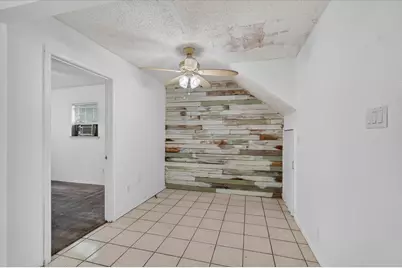 2422 Lakeshore Drive, Grand Prairie, TX 75051 - Photo 22