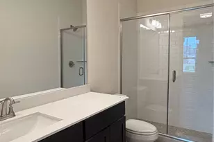 2106 Bankside Ln, Waco, TX 76655 - Photo 2
