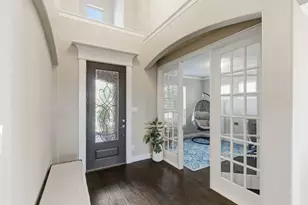 7452 Reverchon Dr, Irving, TX 75063 - Photo 4