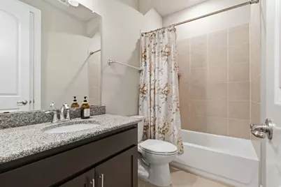 7452 Reverchon Drive, Irving, TX 75063 - Photo 26
