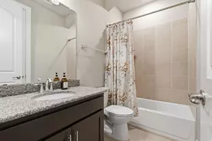 7452 Reverchon Dr, Irving, TX 75063 - Photo 26
