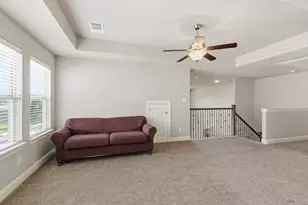 7452 Reverchon Dr, Irving, TX 75063 - Photo 28
