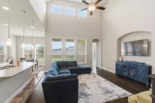 7452 Reverchon Dr, Irving, TX 75063 - Photo 18