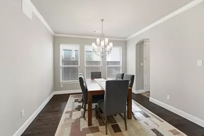 7452 Reverchon Drive, Irving, TX 75063 - Photo 6