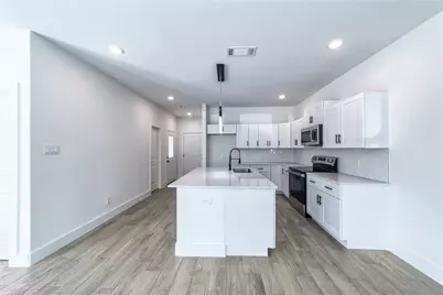 1426 Evans Avenue, Fort Worth, TX 76104 - Photo 6