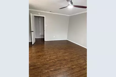 2117 Wellington Drive, Grand Prairie, TX 75051 - Photo 10