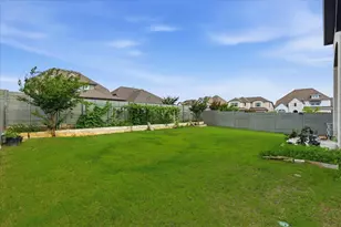 1729 Stepping Stone Trl, Argyle, TX 76226 - Photo 32