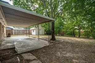 822 Milky Way, Garland, TX 75040 - Photo 24