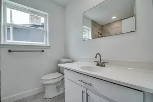 822 Milky Way, Garland, TX 75040 - Photo 14