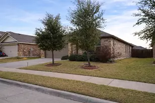 2327 San Marcos Dr, Forney, TX 75126 - Photo 2