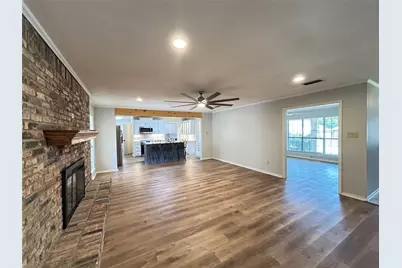 122 Cedar Springs Boulevard, Sulphur Springs, TX 75482 - Photo 8