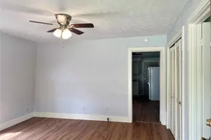 423 Dr Martin Luther King Jr Blvd, Waxahachie, TX 75165 - Photo 2