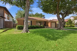 3884 Van Ness Ln, Dallas, TX 75220 - Photo 4