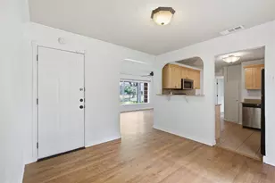 3884 Van Ness Ln, Dallas, TX 75220 - Photo 12