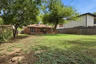 3884 Van Ness Ln, Dallas, TX 75220 - Photo 28