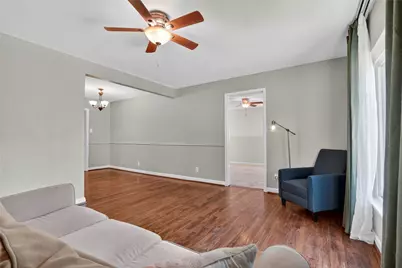 712 Edgefield Drive, Garland, TX 75040 - Photo 4