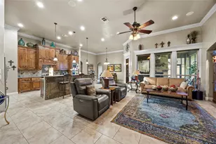 7901 Bentley Dr, North Richland Hills, TX 76182 - Photo 14