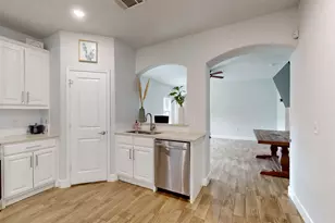 2763 Prosperity Ave, Dallas, TX 75216 - Photo 18