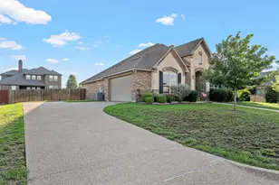 1093 Hesselridge Dr, Hewitt, TX 76643 - Photo 2