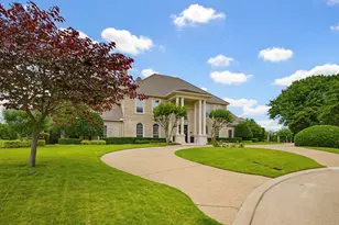 5760 Forest Highlands Dr, Fort Worth, TX 76132 - Photo 2