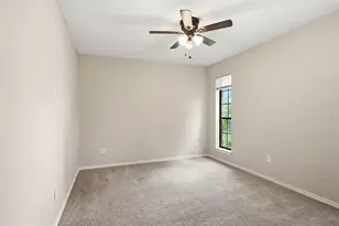 1905 Wedgewood Dr, Grand Prairie, TX 75050 - Photo 20