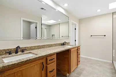 1905 Wedgewood Drive, Grand Prairie, TX 75050 - Photo 16