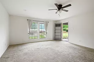 1905 Wedgewood Dr, Grand Prairie, TX 75050 - Photo 14