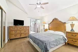 919 Boxwood Dr, Lewisville, TX 75067 - Photo 10