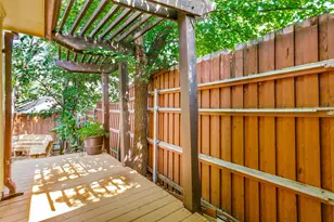 919 Boxwood Dr, Lewisville, TX 75067 - Photo 16