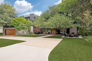6933 Delrose Dr, Dallas, TX 75214 - Photo 1