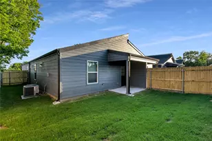 2212 Church St, Greenville, TX 75401 - Photo 2