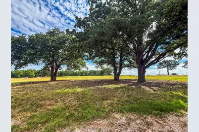 390 County Rd 1475 Road, Chico, TX 76431 - Photo 32