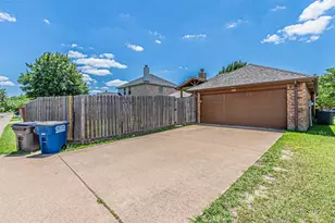 108 Oak Hollow Ln, Red Oak, TX 75154 - Photo 34