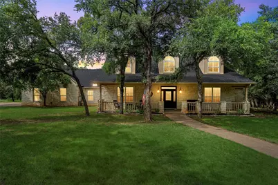 190 Winding Trail, Crawford, TX 76638 - Photo 2