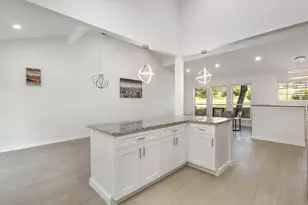 707 W Red Bird Ln, Dallas, TX 75232 - Photo 22