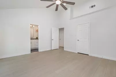 707 W Red Bird Lane, Dallas, TX 75232 - Photo 16