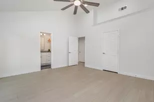707 W Red Bird Ln, Dallas, TX 75232 - Photo 16