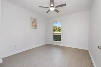 707 W Red Bird Lane, Dallas, TX 75232 - Photo 18