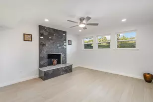 707 W Red Bird Ln, Dallas, TX 75232 - Photo 4