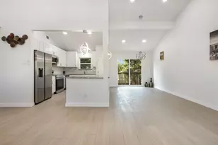 707 W Red Bird Ln, Dallas, TX 75232 - Photo 8