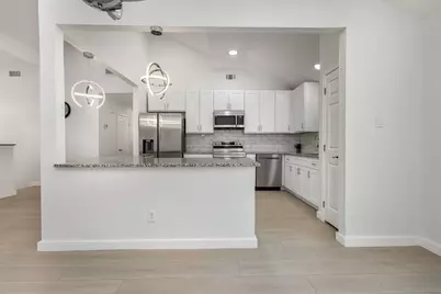 707 W Red Bird Lane, Dallas, TX 75232 - Photo 12
