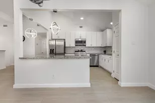 707 W Red Bird Ln, Dallas, TX 75232 - Photo 12